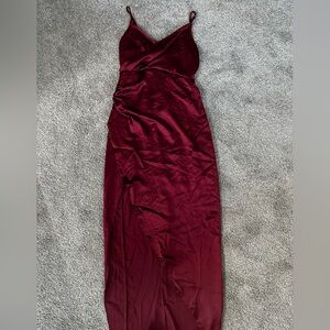 PrettyLittleThing Burgundy Maxi Dress
